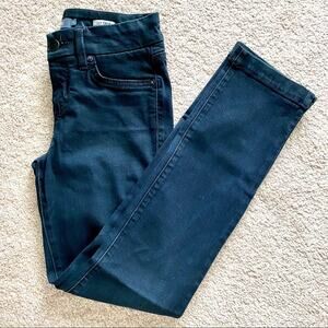 Level 99 Lily Crop Skinny Straight Black Denim Size 26